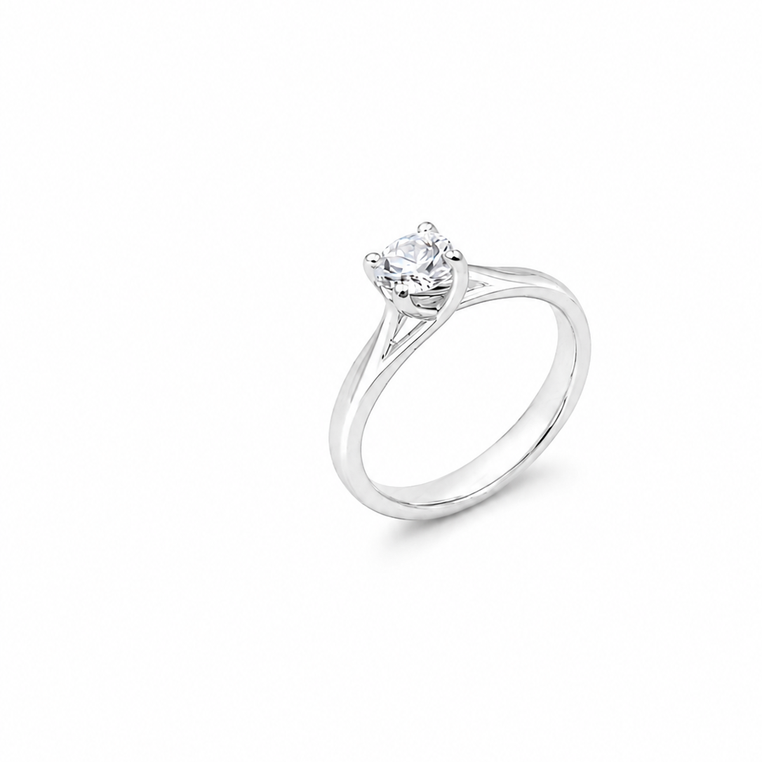 Anello Solitario Oro Bianco Diamanti Ct. 0,56 D SI