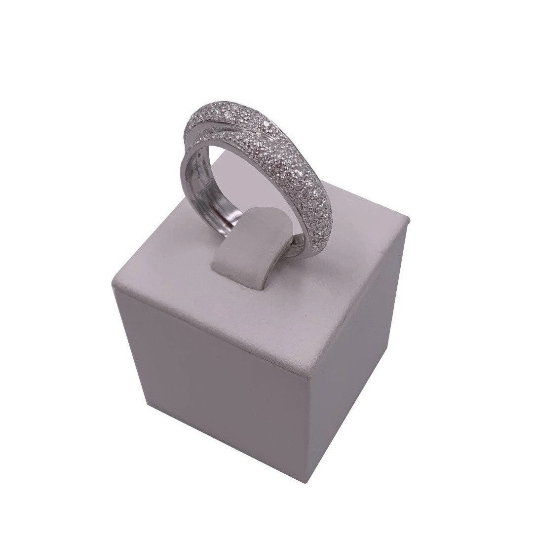 Anello Fantasia Oro Bianco e Diamanti Pavé