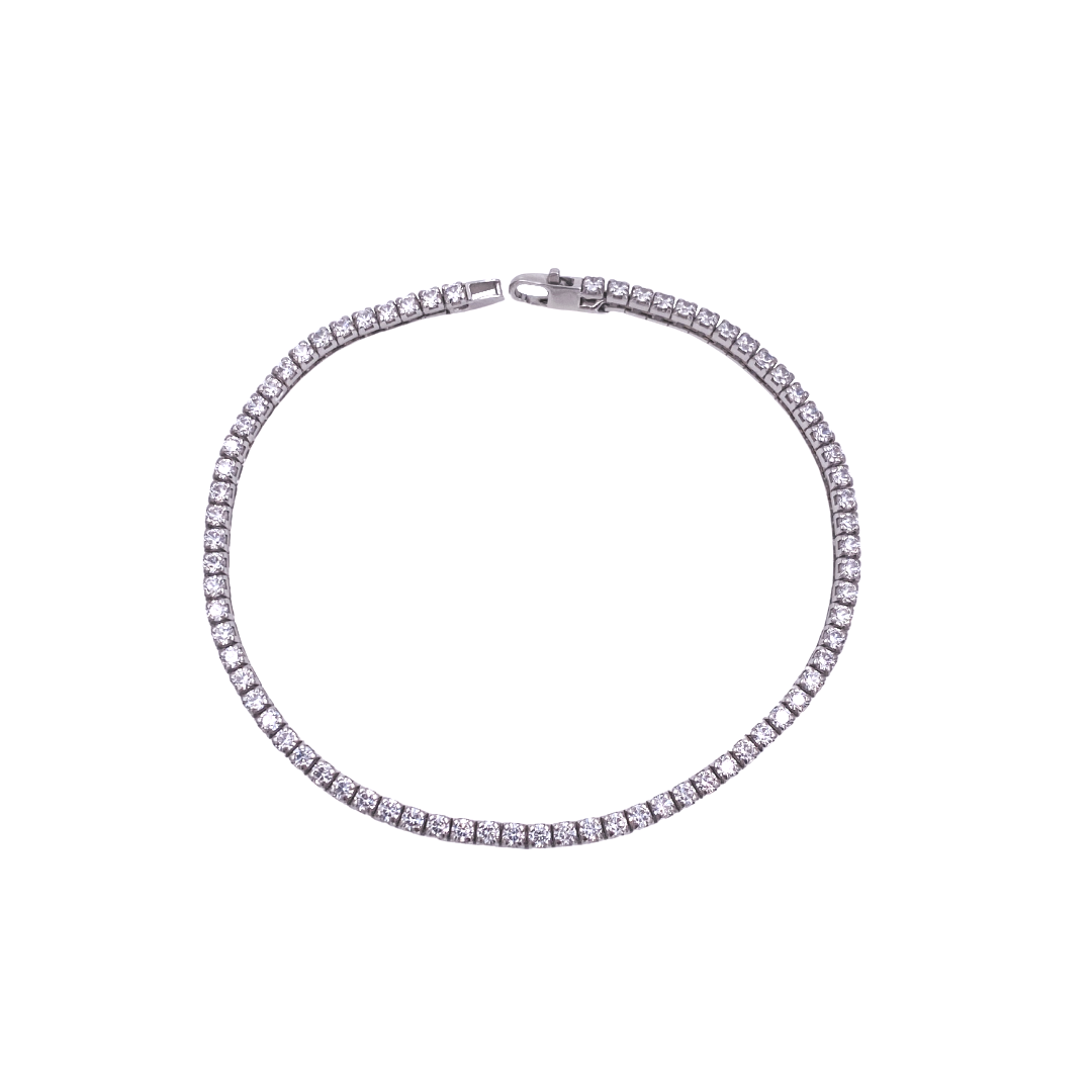bracciale donna modello tennis in argento e zirconi bianchi. chiusura a moschettone.