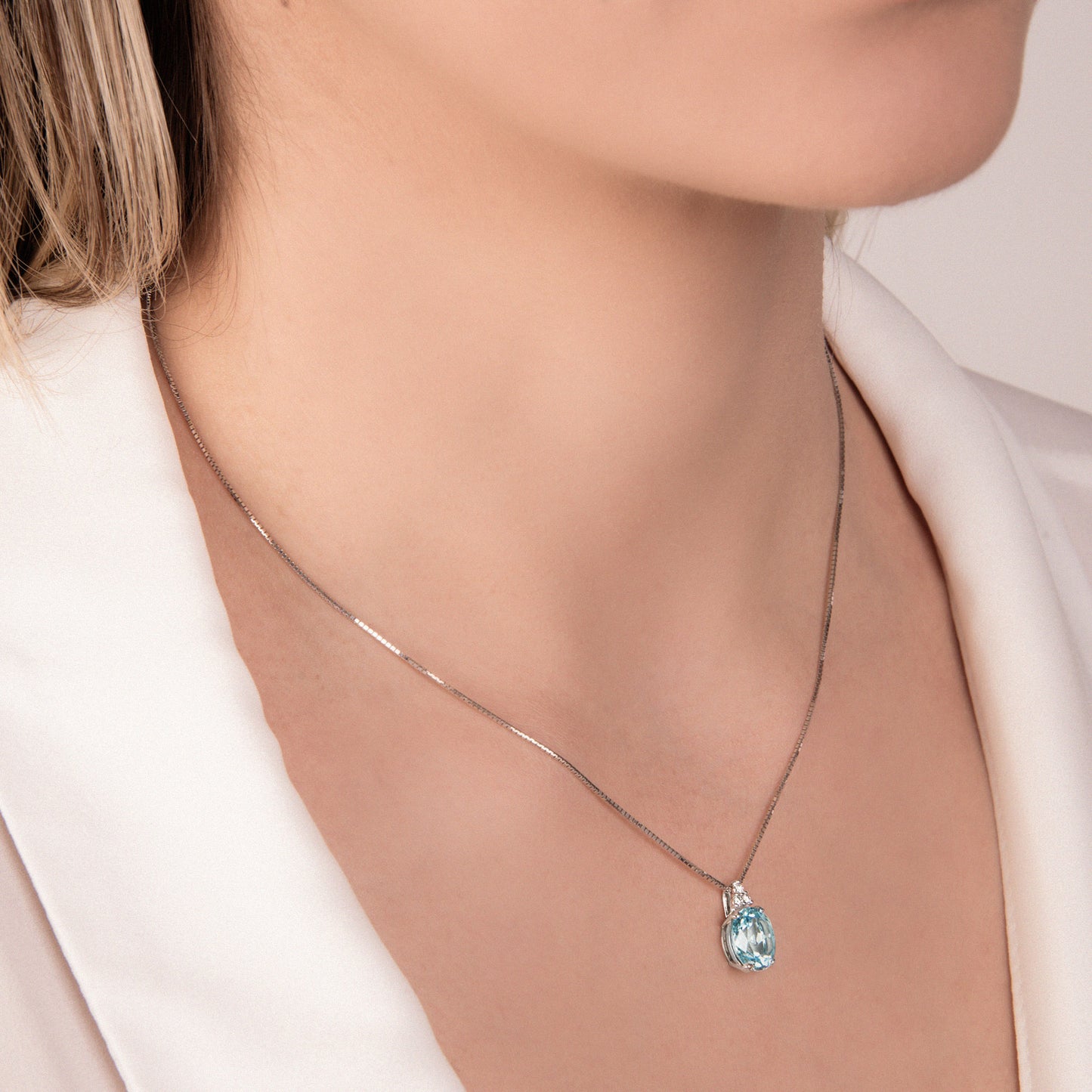 Collana Donna Oro Bianco Acquamarina Ovale Diamanti Mirco Visconti